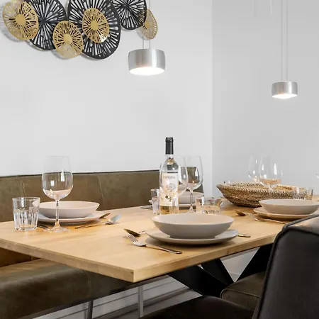 Vivi Homes - Santangelo Pool, Terrace & Sea View