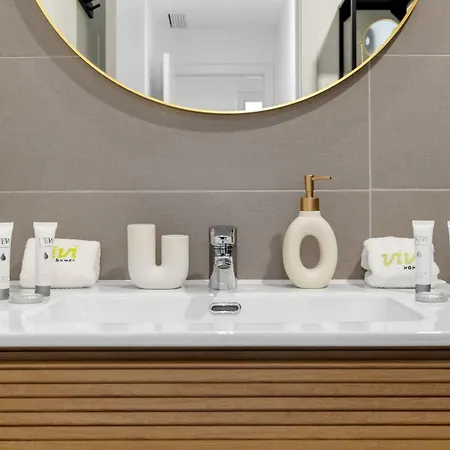 Vivi Homes - Santangelo Pool, Terrace & Sea View *