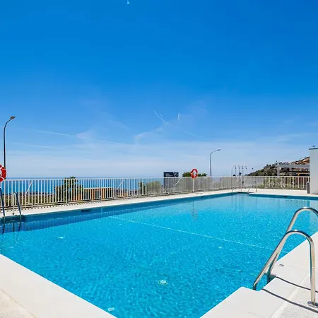 Vivi Homes - Santangelo Pool, Terrace & Sea View