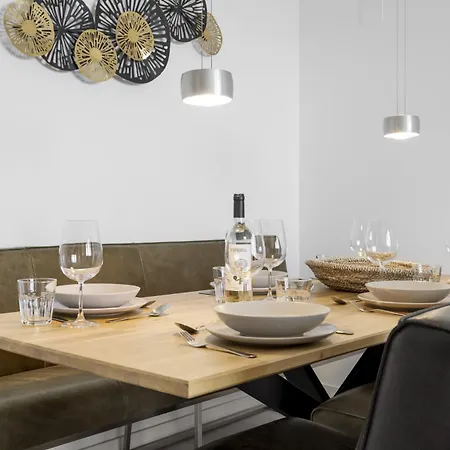 Apartamento Vivi Homes - Santangelo Pool, Terrace & Sea View