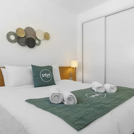 Vivi Homes - Santangelo Pool, Terrace & Sea View *